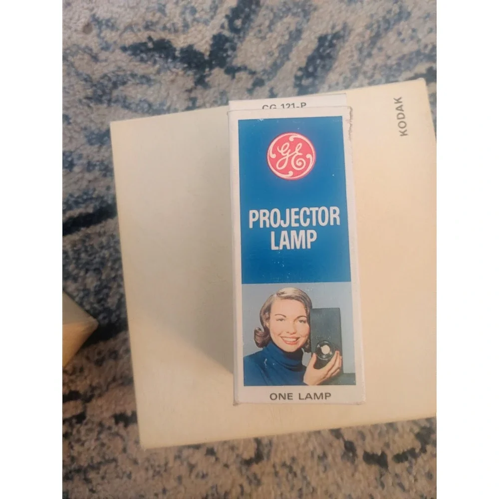 Kodak Carousel 750 Slide Projector Vintage Ektanar Lens‎ Original Box Manual GE